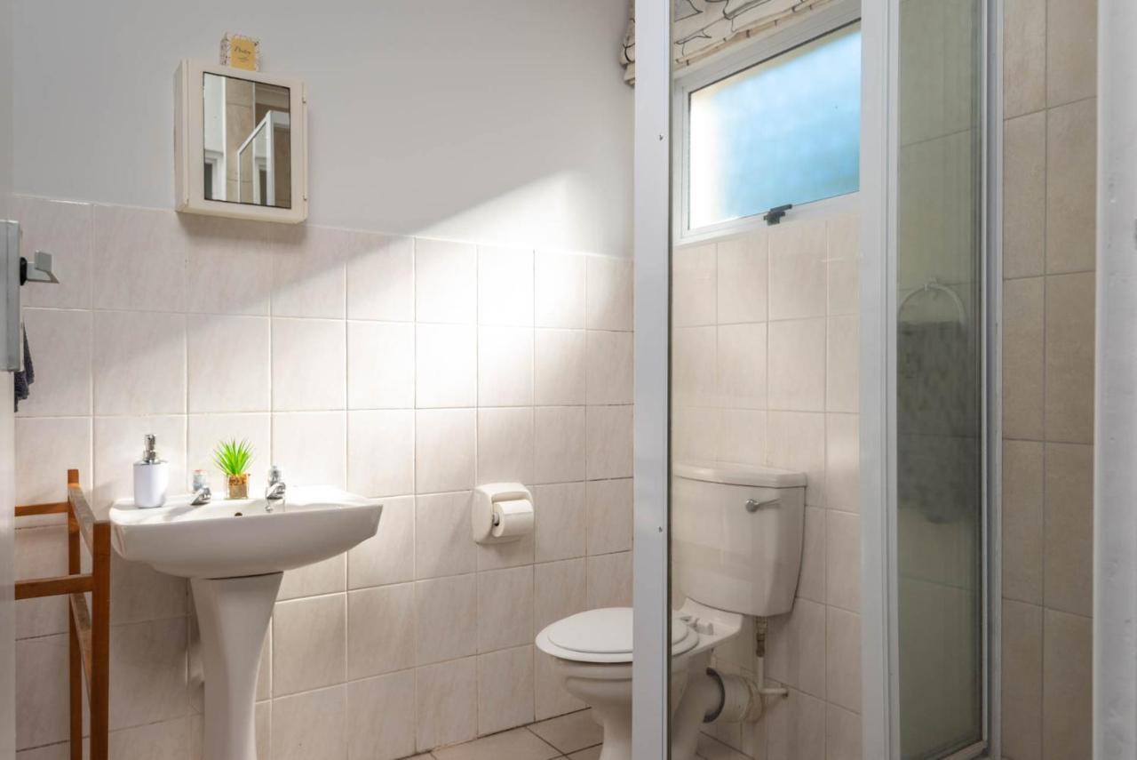 Loadshedding Free!! Tropical Beach Oasis, Wi-Fi, Views, Pool, Netflix Ballito Bagian luar foto